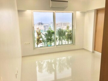 Room in 5 BHK Penthouse at Pali Hill – for Rent