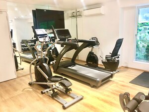 Gym in 5 BHK Penthouse at Pali Hill – for Rent