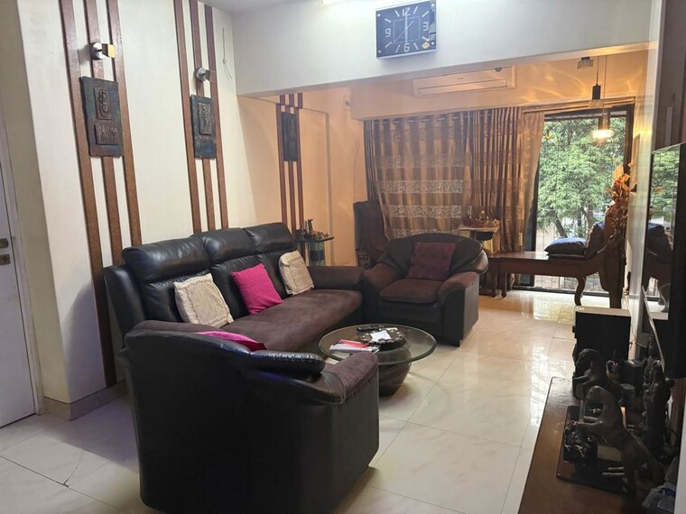 Master Bedroom, golden-chariot-chs 2 Bedroom 800 Sq.Ft. Apartment In Lokhandwala Complex Mumbai 9938957