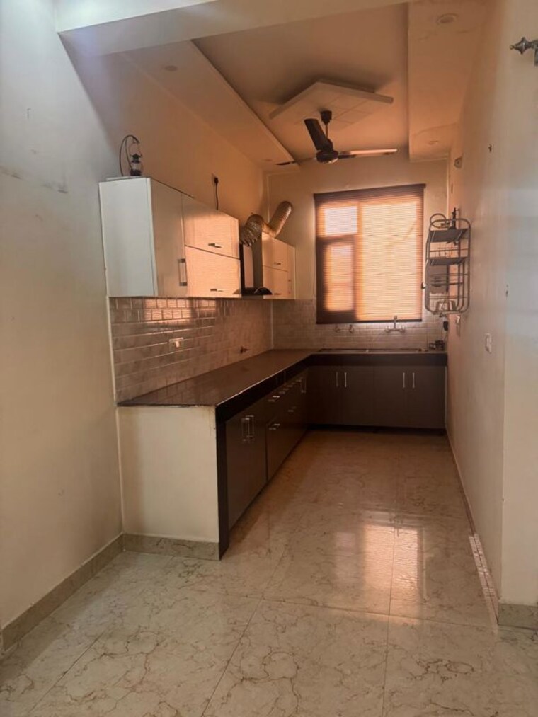 Kitchen, dhakoli 3 Bedroom 122 Sq.Yd. Builder Floor In Dhakoli Zirakpur 9938961