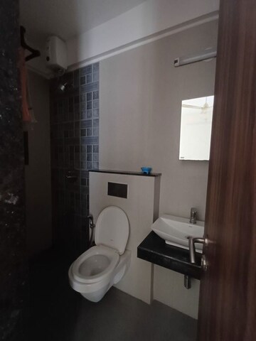 Bathroom in 1.5 BHK Apartment at Sheth Zuri, Laxmi Nagar – for Rent