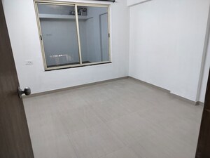 Room in 2 BHK Apartment at SSD Sai Marigold, Pimple Saudagar – for Rent