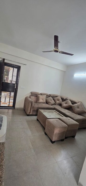 Living Room in 2 BHK Apartment at Sector 6 Wave City – for Rent