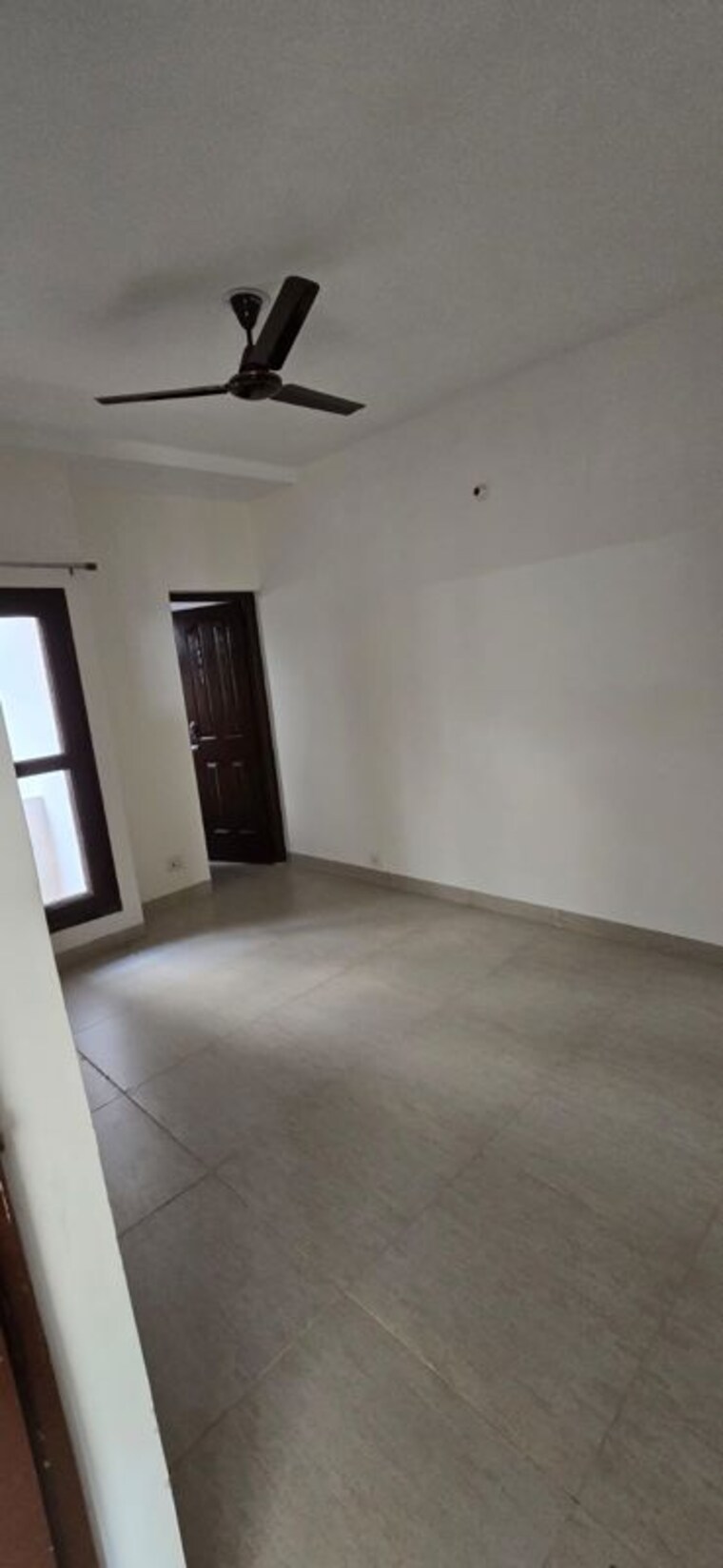 Room, wave-prime-floors 2.5 Bedroom 194 Sq.Yd. Builder Floor In Wave City Ghaziabad 9938992