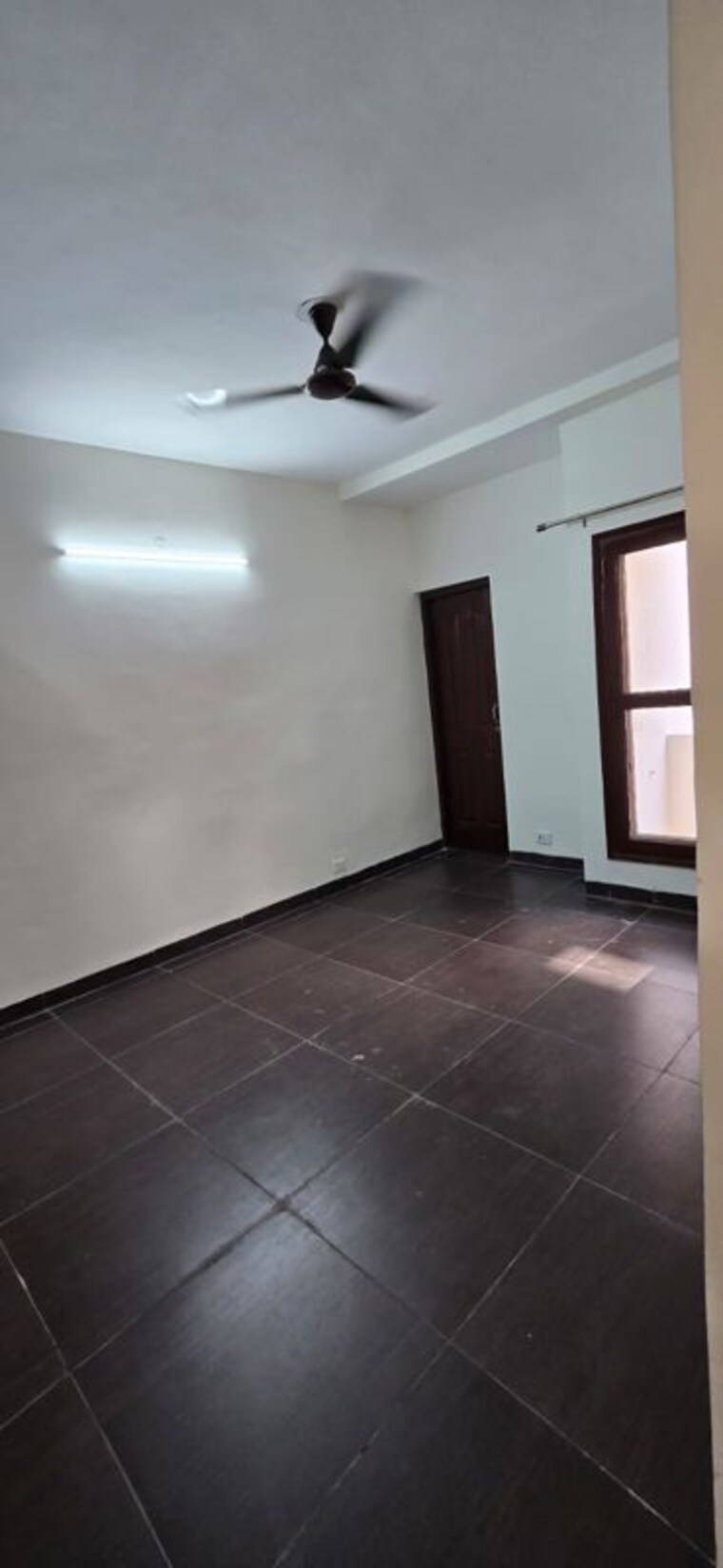 Room, wave-prime-floors 2.5 Bedroom 194 Sq.Yd. Builder Floor In Wave City Ghaziabad 9938992