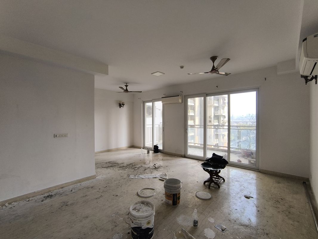 3 BHK + Pooja Room,Servant Room,Extra Room Apartment For Rent in Conscient Heritage Max