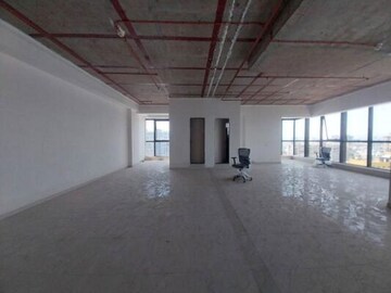 Room in  Office Space at Solitaire Business Hub Viman Nagar, Viman Nagar – for Sale