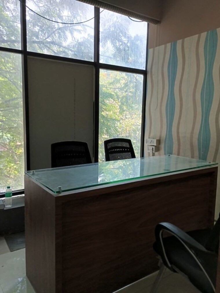 undefined, palai-plaza Commercial Office Space 2350 Sq.Ft. In Dadar East Mumbai 9939018