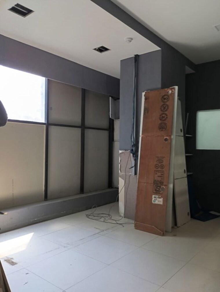 Floor Plan, palai-plaza Commercial Office Space 2350 Sq.Ft. In Dadar East Mumbai 9939018