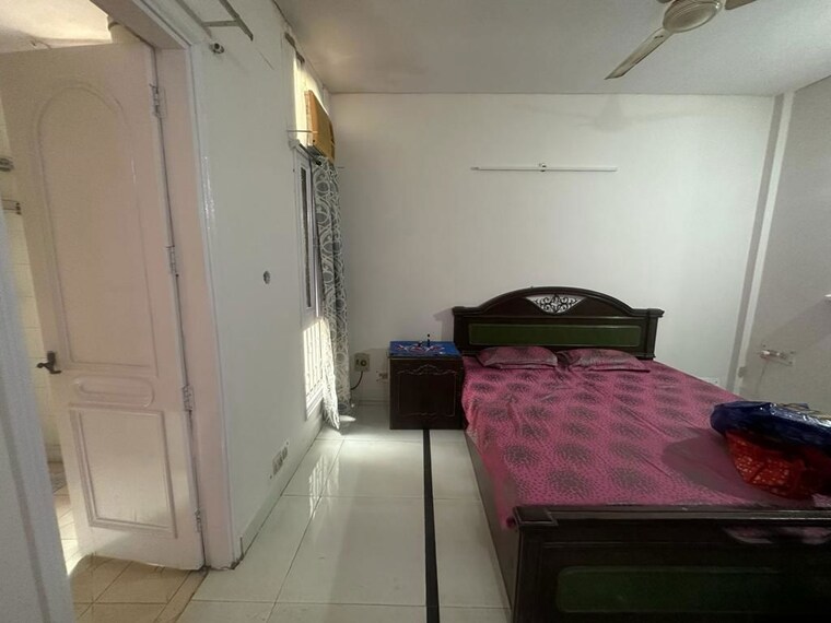 Kitchen, kailash hills 3 Bedroom 160 Sq.Yd. Builder Floor In Kailash Hills Delhi 9939039
