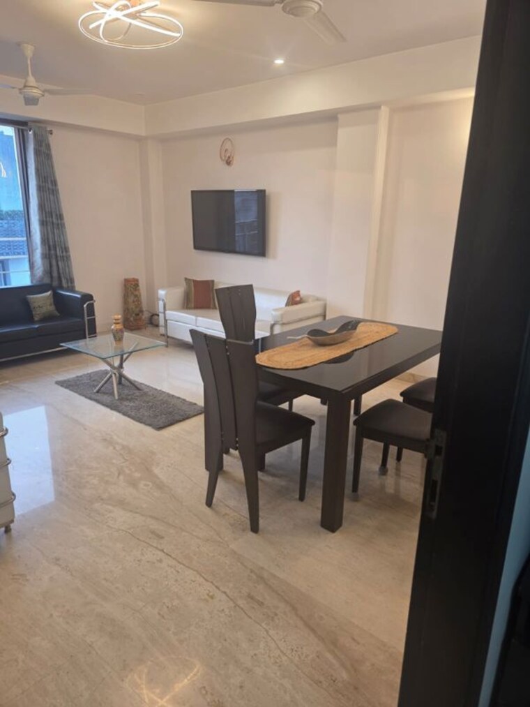 Living Room, greater kailash i 3 Bedroom 208 Sq.Yd. Builder Floor In Greater Kailash I Delhi 9939045