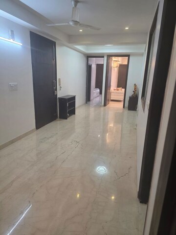 Room in 3 BHK Builder Floor at Greater Kailash I – for Rent