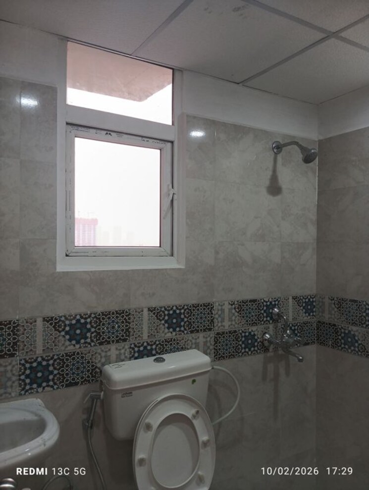 Bathroom, signature-global-prime 2 Bedroom 1232 Sq.Ft. Apartment In Sector 63a Gurgaon 9939050