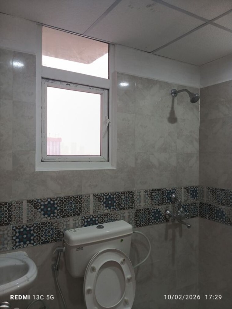 Bathroom, signature-global-prime 2 Bedroom 1232 Sq.Ft. Apartment In Sector 63a Gurgaon 9939059