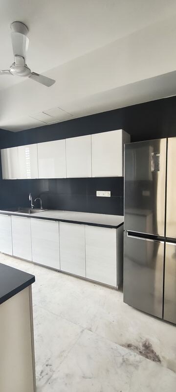 Kitchen in 4 BHK Apartment at M3M Golf Estate, Sector 65 – for Rent