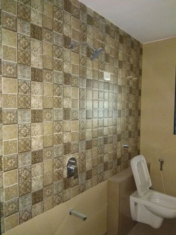 Bathroom in 2.5 BHK Apartment at Varsha Balaji Heritage, Kharghar Sector 10 – for Rent