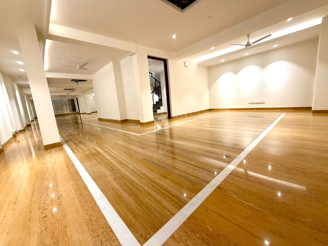 Office Space For Rent in Sector 63