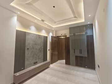 Room in 3 BHK Apartment at Ireo The Grand Arch, Sector 58 – for Sale