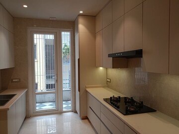 Room in 4 BHK Penthouse at Ireo Skyon, Sector 60 – for Sale