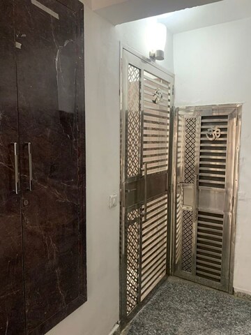 Bathroom in 4 BHK Apartment at Aims Golf Avenue I, Sector 75 – for Rent