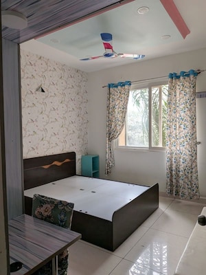 Bedroom in 2 BHK Apartment at Prestige Lakeside Habitat, Varthur – for Rent