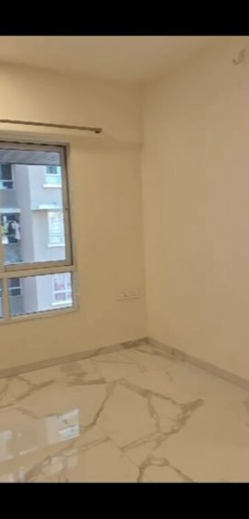 Room in 1 BHK Apartment at Blumen Apartments, Vikhroli West – for Rent