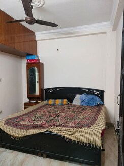 1 RkBuilder Floor For Rent in Saket