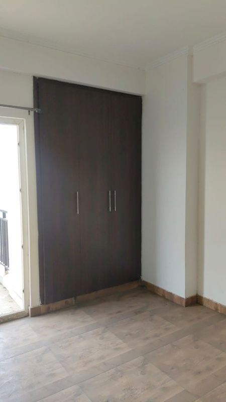 2 BHK Apartment For Sale in Gaur City 2 - 14th Avenue