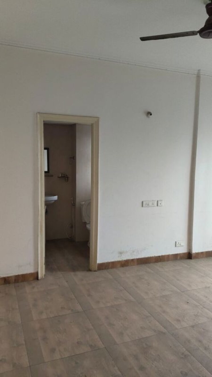 Room, gaur-city-2-14th-avenue 2 Bedroom 855 Sq.Ft. Apartment In Sector 16c Greater Noida Greater Noida 9939246