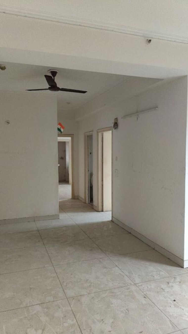 Room, gaur-city-2-14th-avenue 2 Bedroom 855 Sq.Ft. Apartment In Sector 16c Greater Noida Greater Noida 9939246