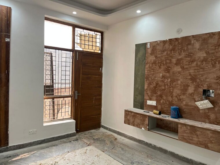 Room, ashoka enclave 3 Bedroom 1800 Sq.Ft. Builder Floor In Ashoka Enclave Faridabad 9939286