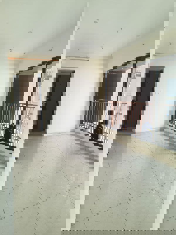 3 BHK 1000 Sq.Ft. Apartment in Chandak 34 Park Estate