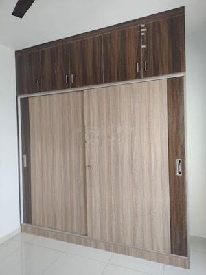 Room in 2 BHK Apartment at Provident Capella, Whitefield – for Rent