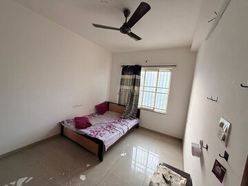 Room in 3 BHK Apartment at Kolte Patil Life Republic, Hinjewadi – for Rent