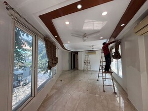 Parking in 3 BHK Builder Floor at Greater Kailash I – for Sale