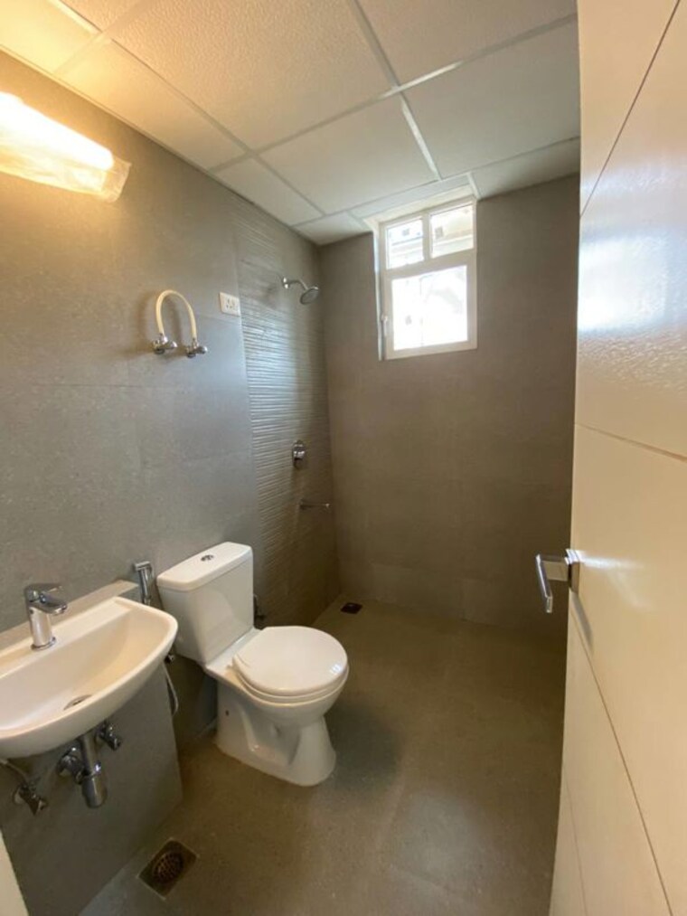 Bathroom, signature-global-city 3 Bedroom 1440 Sq.Ft. Apartment In Sector 37d Gurgaon 9939305