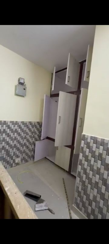 Washroom in 1 RK Apartment at RWA Apartments Sector 29, Sector 29 – for Rent