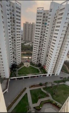 2 BHK + Pooja Room Apartment For Sale in Kolte Patil Life Republic