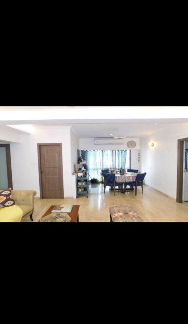Living Room, sethia-grandeur 3 Bedroom 1100 Sq.Ft. Apartment In Bandra East Mumbai 9939371
