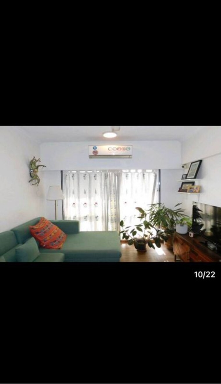 Living Room, sethia-grandeur 3 Bedroom 1100 Sq.Ft. Apartment In Bandra East Mumbai 9939371