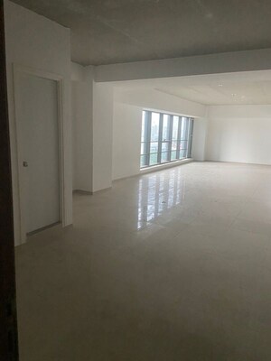 Room in  Office Space at Vastrapur – for Rent