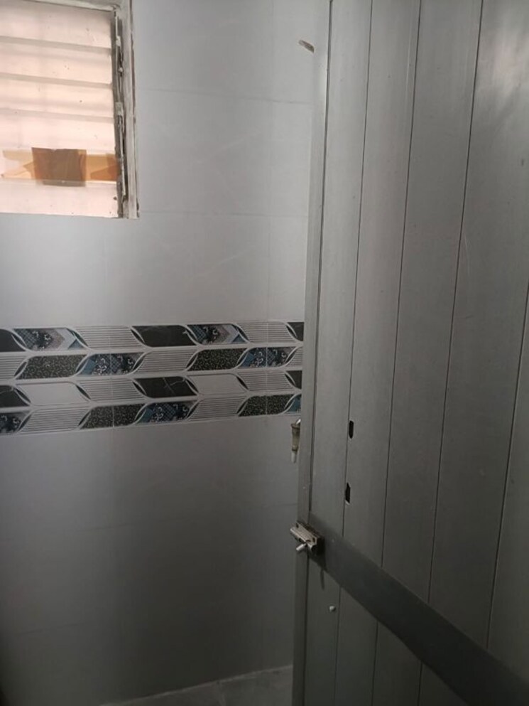 Bathroom, swapnapurtii-chs 1 RK 225 Sq.Ft. Apartment In Poonam Nagar Mumbai 9939387