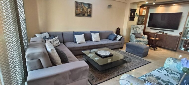 Living Room, hiranandani-gardens 3 Bedroom 1612 Sq.Ft. Apartment In Powai Mumbai 9939370