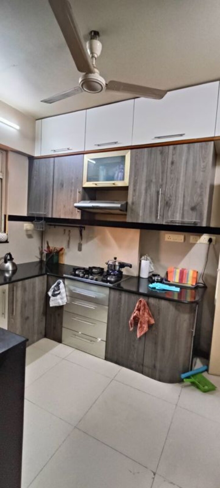 Kitchen, hiranandani-gardens 3 Bedroom 1612 Sq.Ft. Apartment In Powai Mumbai 9939370