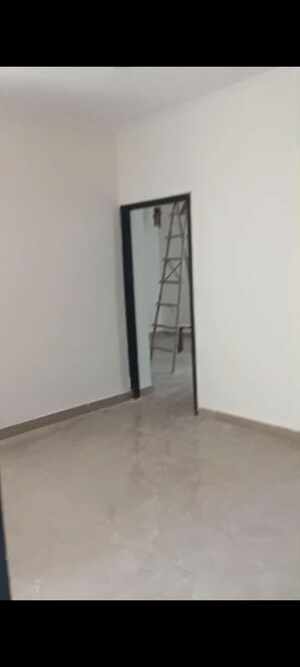 Room in 3.5 BHK Villa at Sector 36 – for Rent