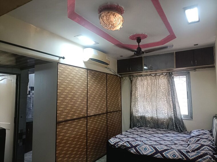 Bedroom, durgashram-chs 1 RK 225 Sq.Ft. Apartment In Andheri East Mumbai 9939427