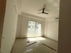 Room in 4 BHK Builder Floor at SS Linden, Sector 84 – for Rent