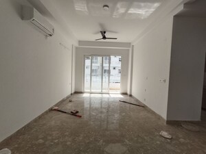 Building Lobby in 4 BHK Builder Floor at SS Linden, Sector 84 – for Rent