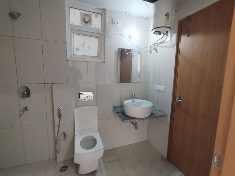 Bathroom, ss-linden 4 Bedroom 2700 Sq.Ft. Builder Floor In Sector 84 Gurgaon 9939479