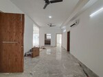 4 BHK + Servant Room 2700 Sq.Ft. Builder Floor in SS Linden